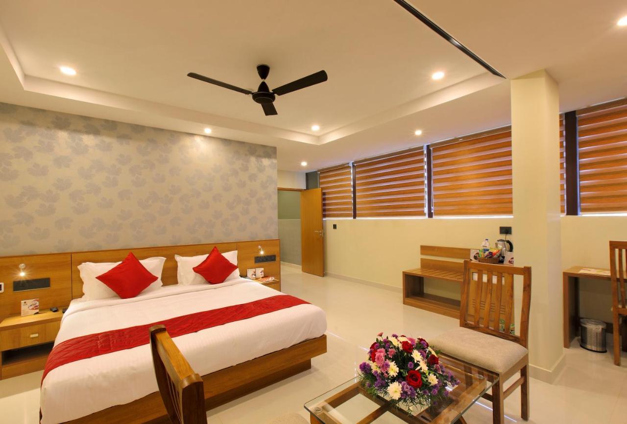 Hotel Novark Munnar Kallar Vattiyar Exterior photo